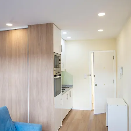 Close To Everything Your Blue Prm 2f Apartment Porto